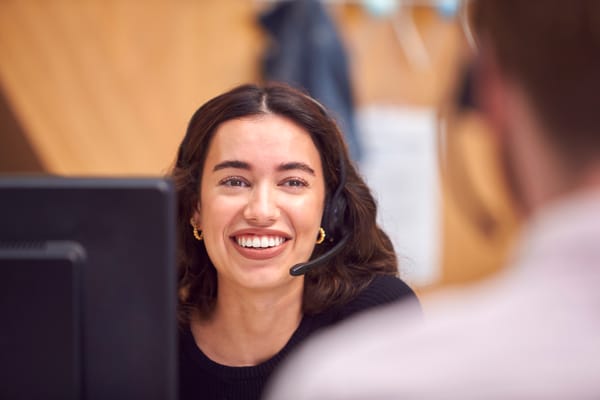 Energía sin interrupciones: La importancia de un servicio de atención al cliente 24/7 en el sector energético
